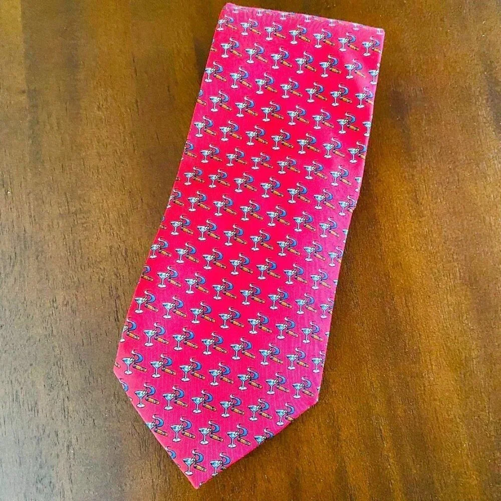 Vineyard Vines Martha's Vineyard Collection Martini & Cigar Tie 100% Silk